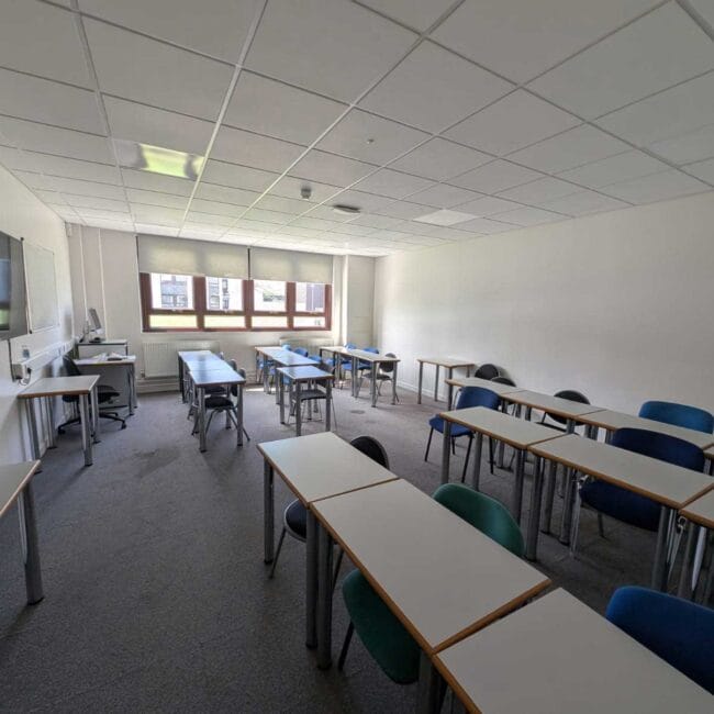 moovy-vacanza-studio-gruppo-edimburgo-scuola 3