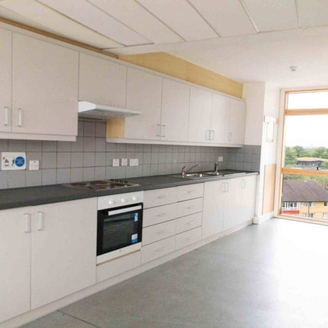 moovy-vacanza-studio-gruppo-londra-egham-alloggio-4